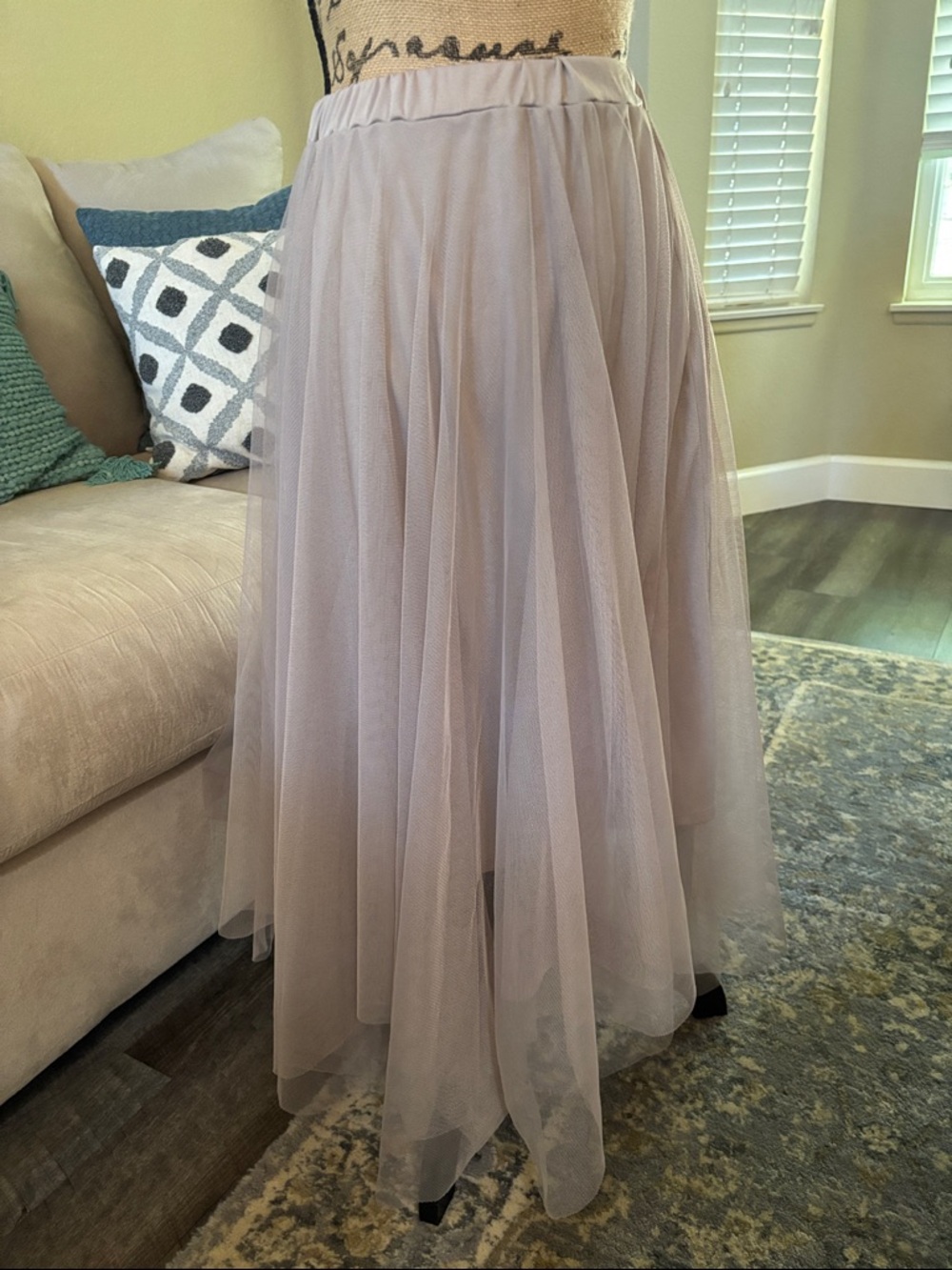 Women's Tulle Maxi Skirt in Light Mauve